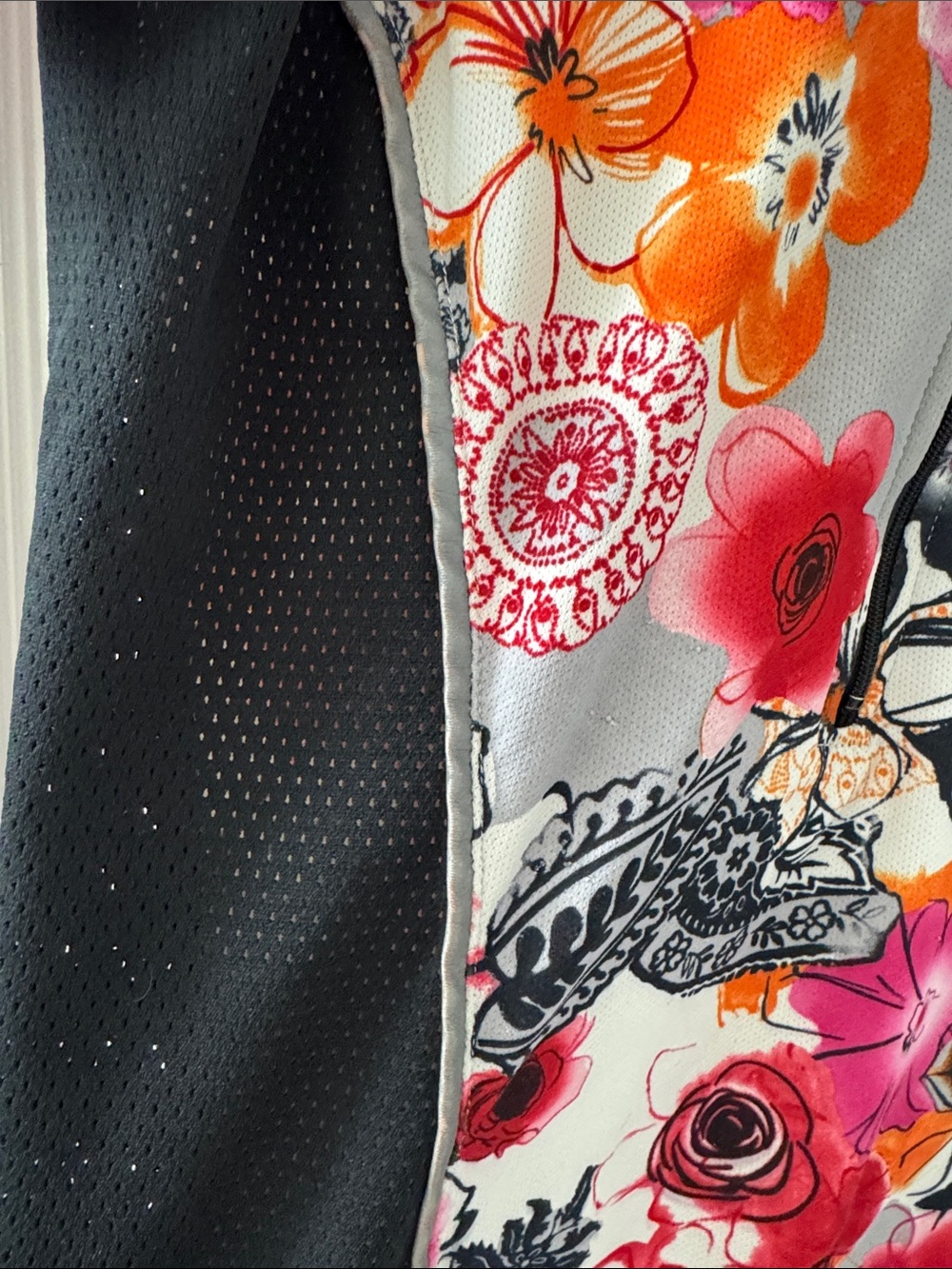 Terry Bicycles floral print cycling jersey, half-zip closure Size Small - Picture 5 of 8